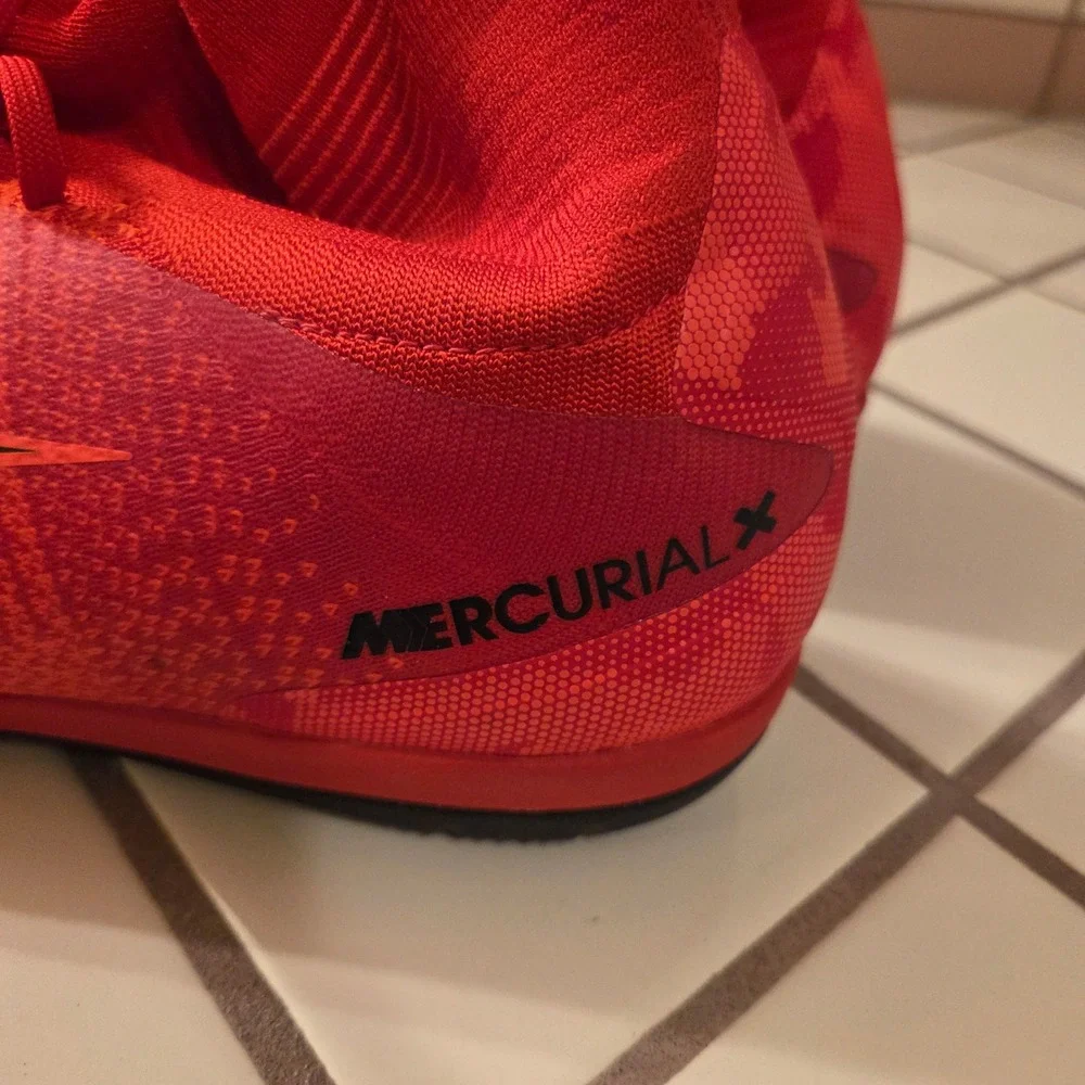 Nike MercurialX Proximo II IC Indoor Soccer Shoes Red Black 831976-616 Mens 13